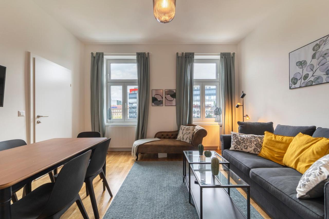 Apartment Josef's I Comfort I Metro Access
