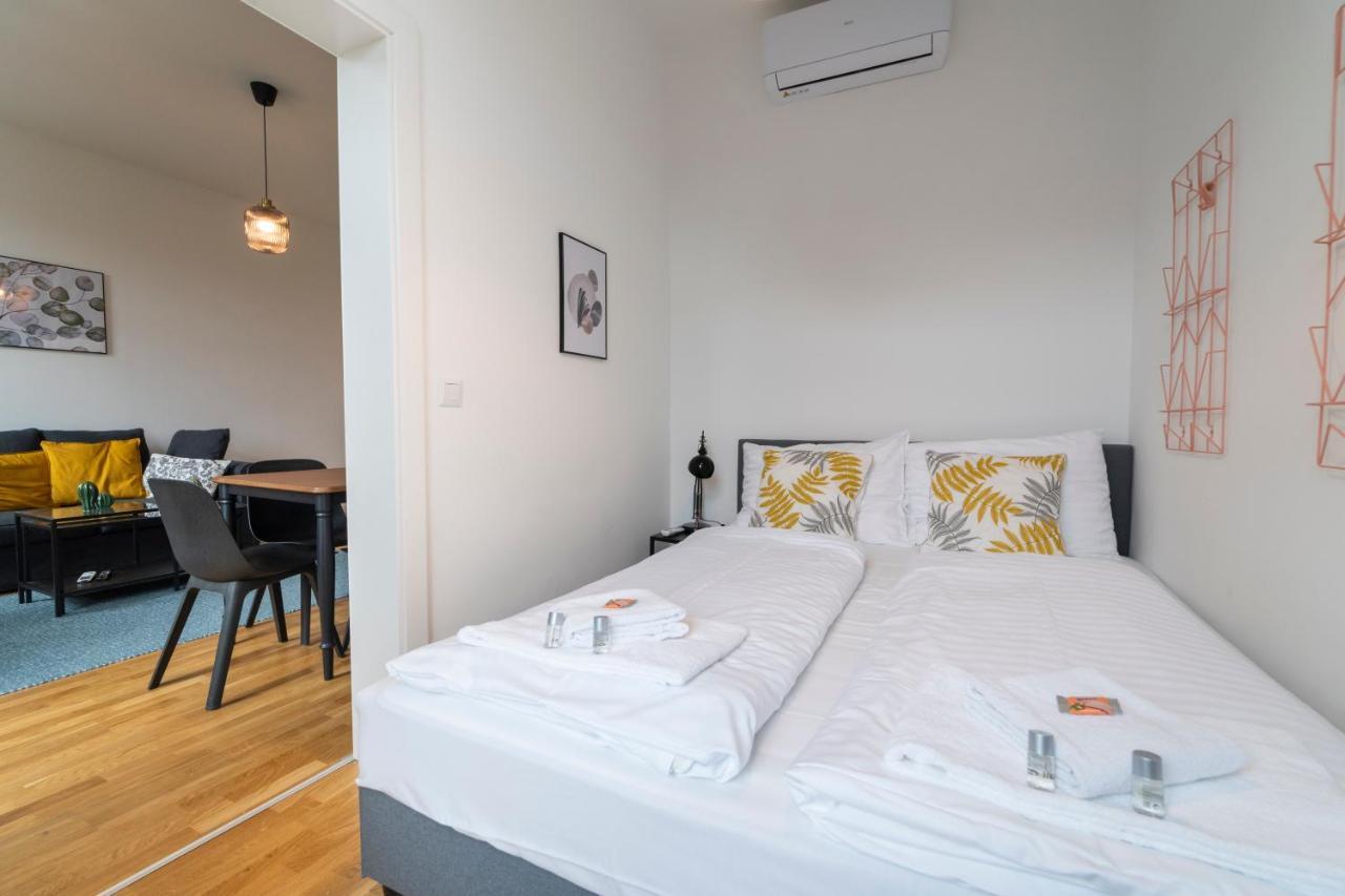 Apartment Josef's I Comfort I Metro Access